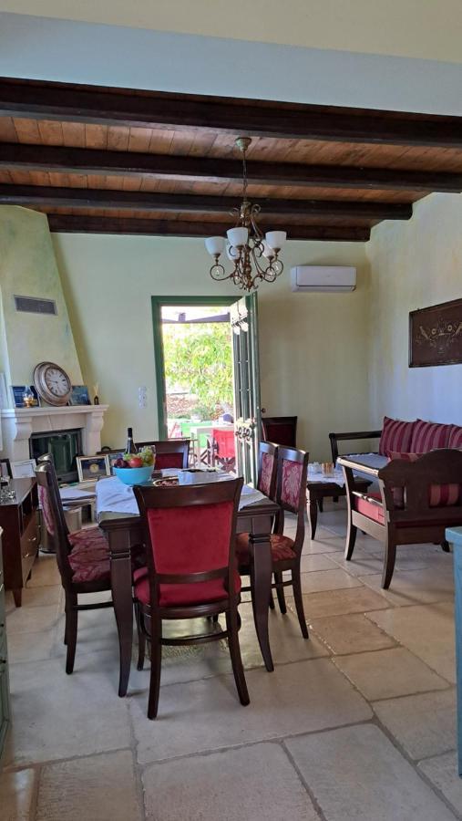 Country Villa Athéras Extérieur photo