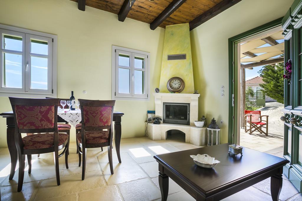 Country Villa Athéras Extérieur photo